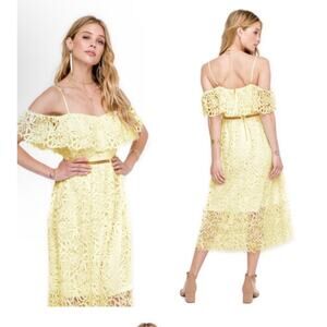 ASTR Yellow Off the Shoulder‎ Lace Dress Size Small